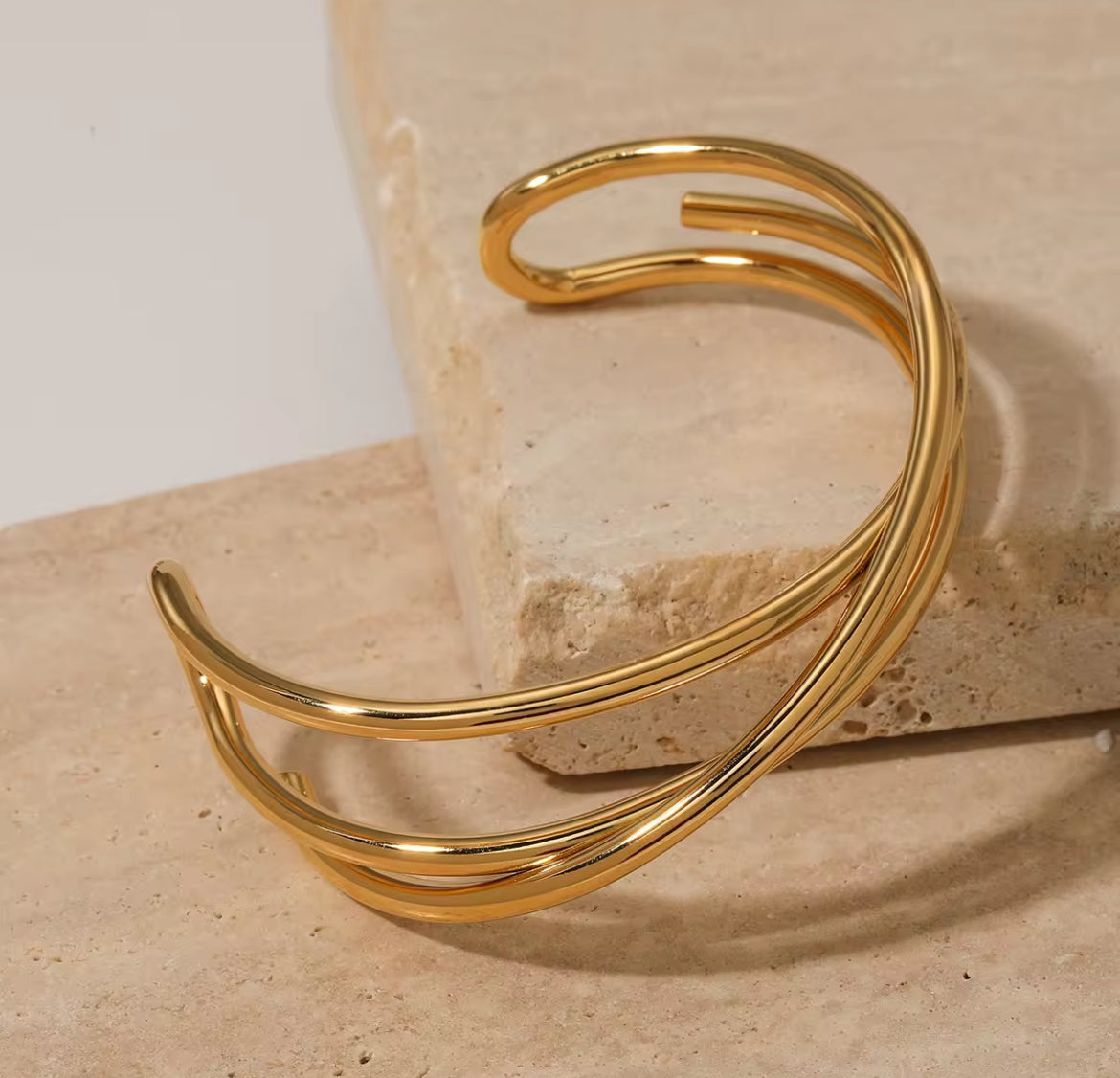 Triple Toned Curve Bangle