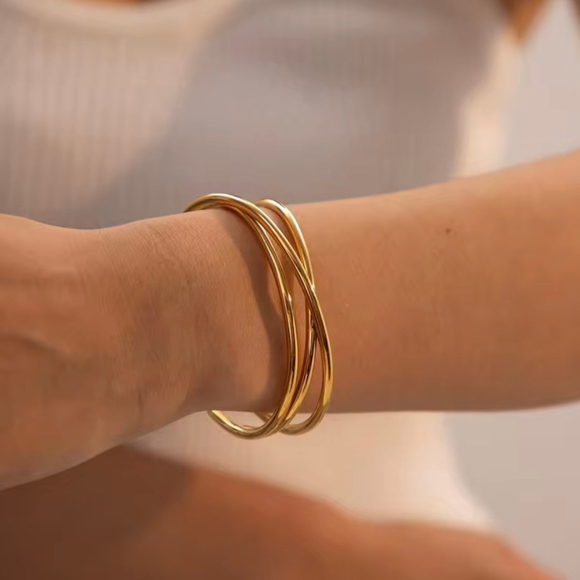 Triple Toned Curve Bangle