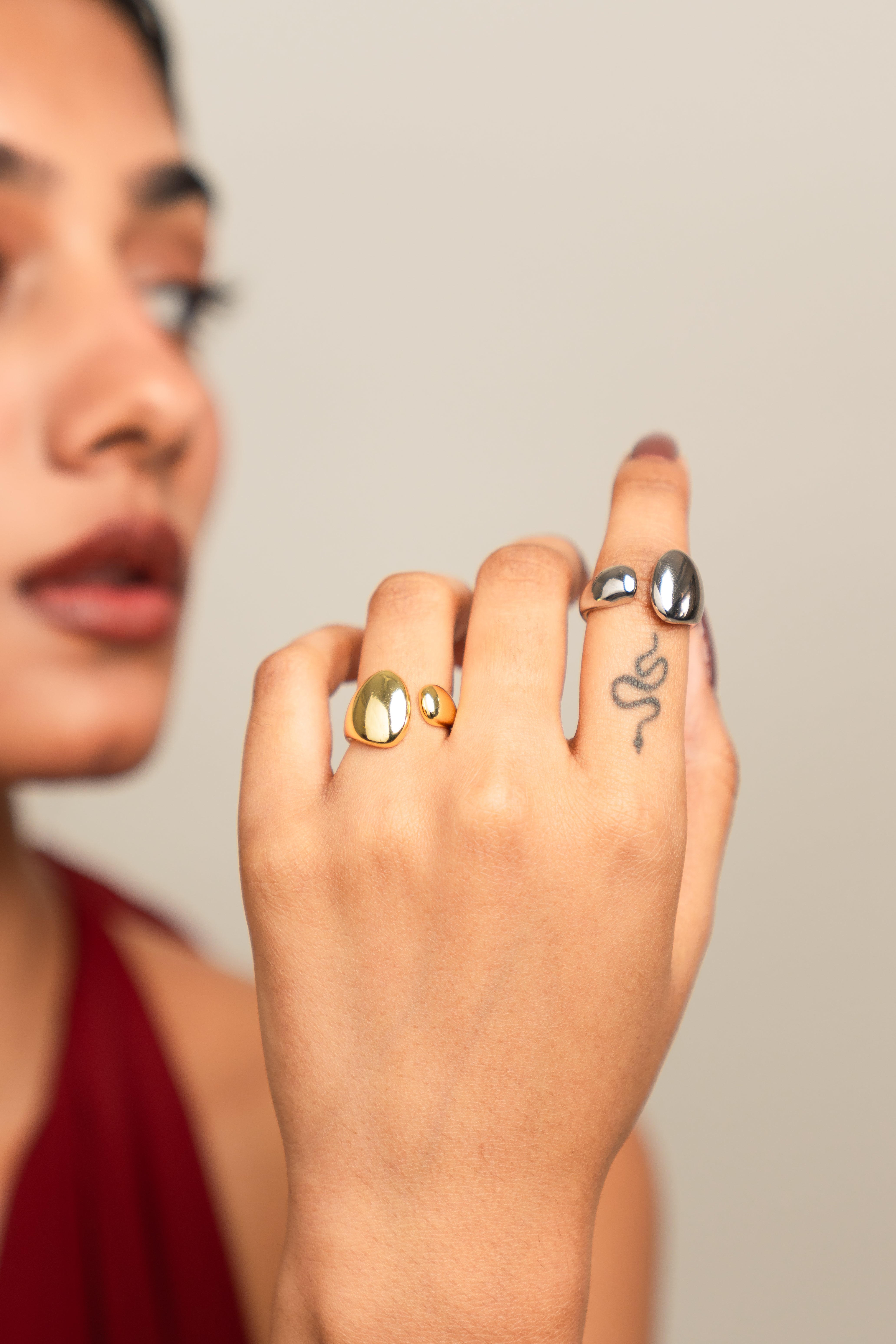 Abstract Sofia Ring