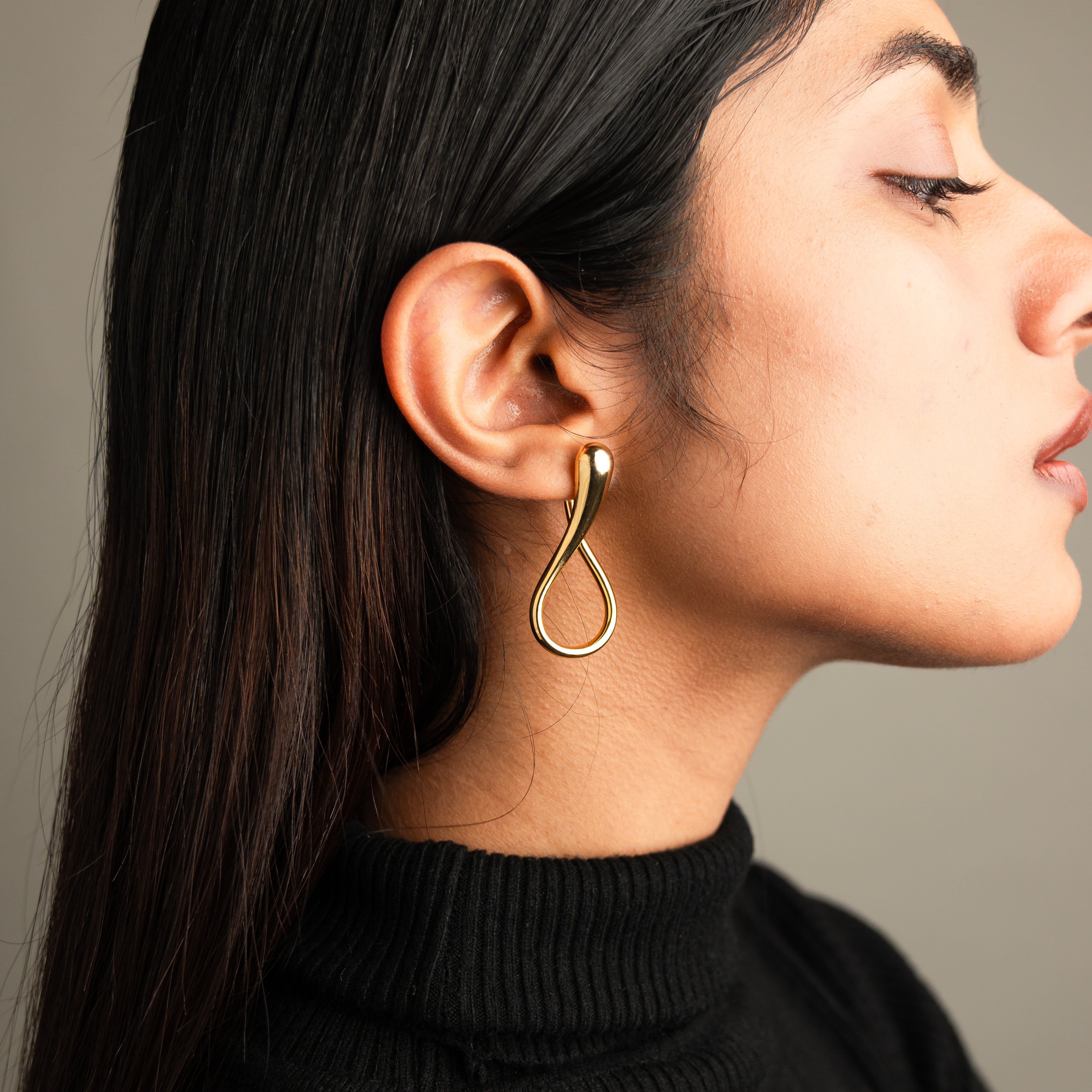 Molten U-Shaped Earrings