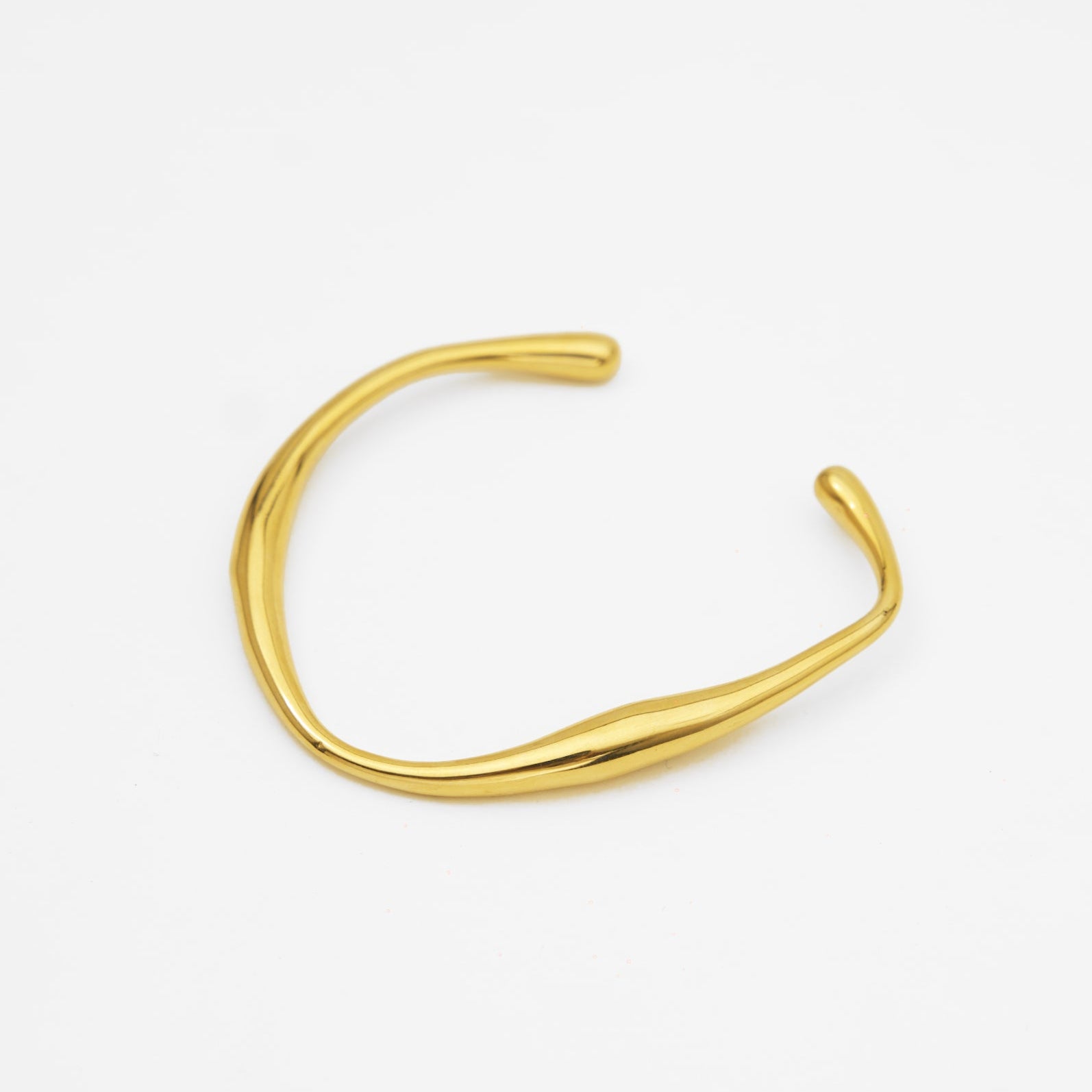 Breeze Band Curve Bangle