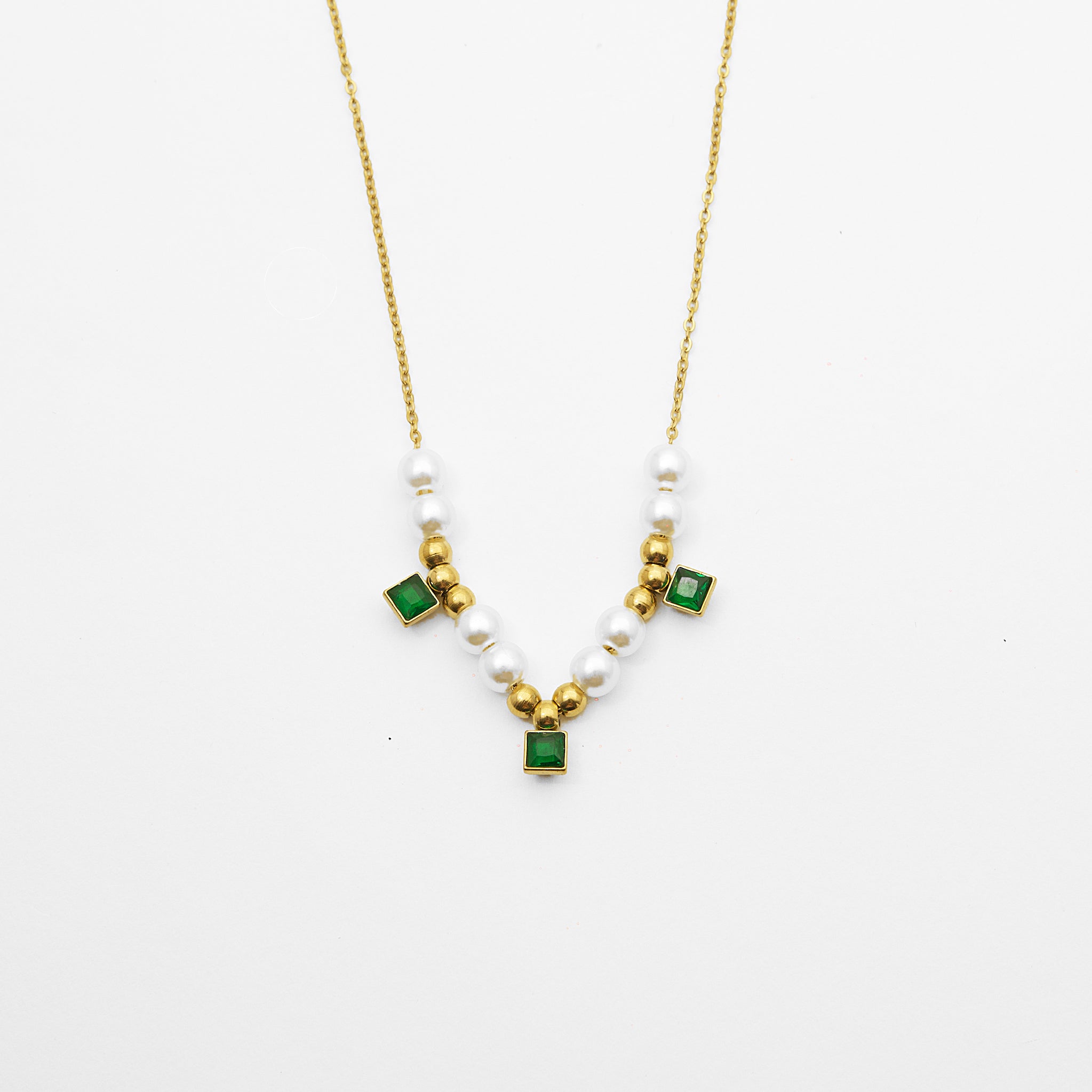 Multi Pearl Green Necklace
