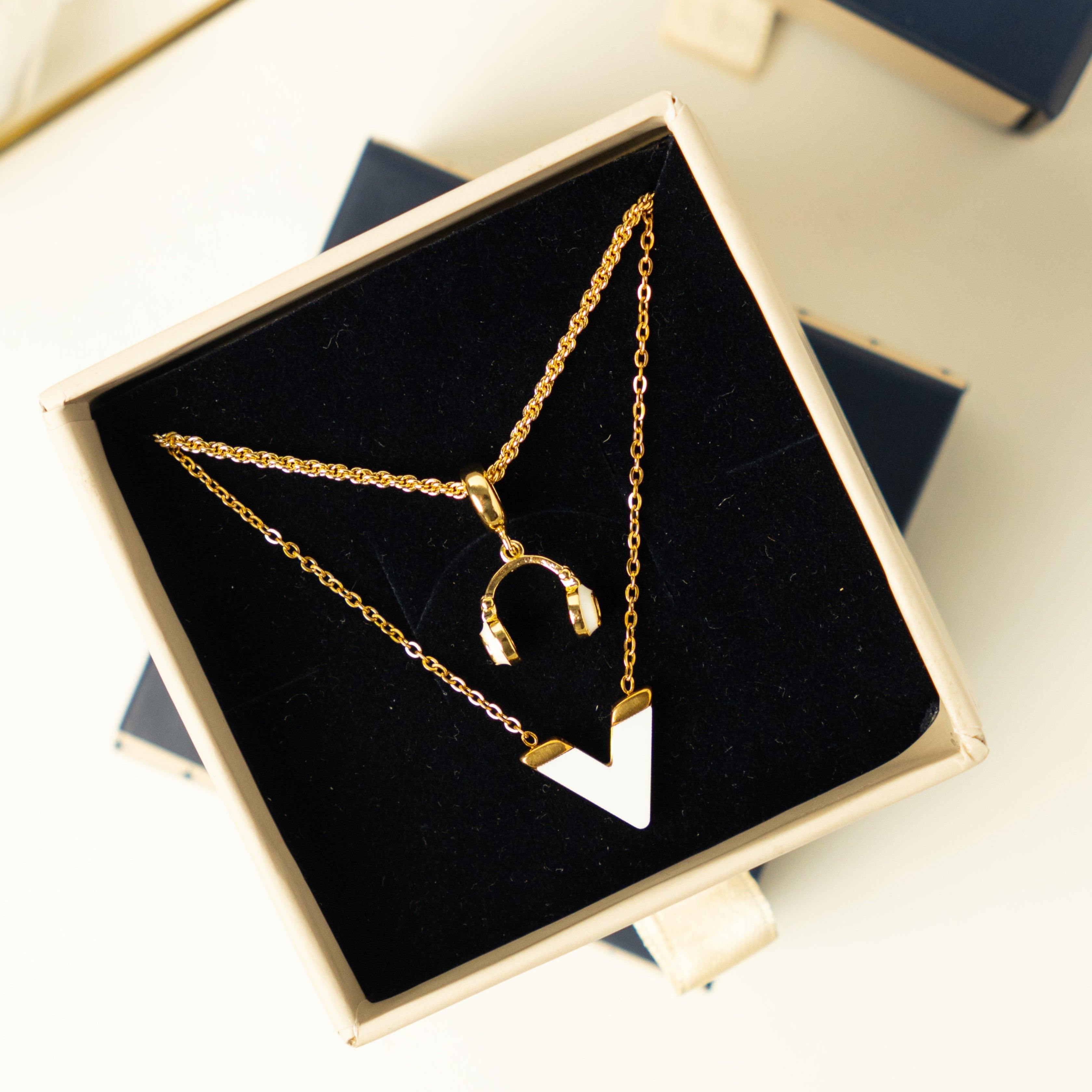 Harmony V Duo Necklace Set