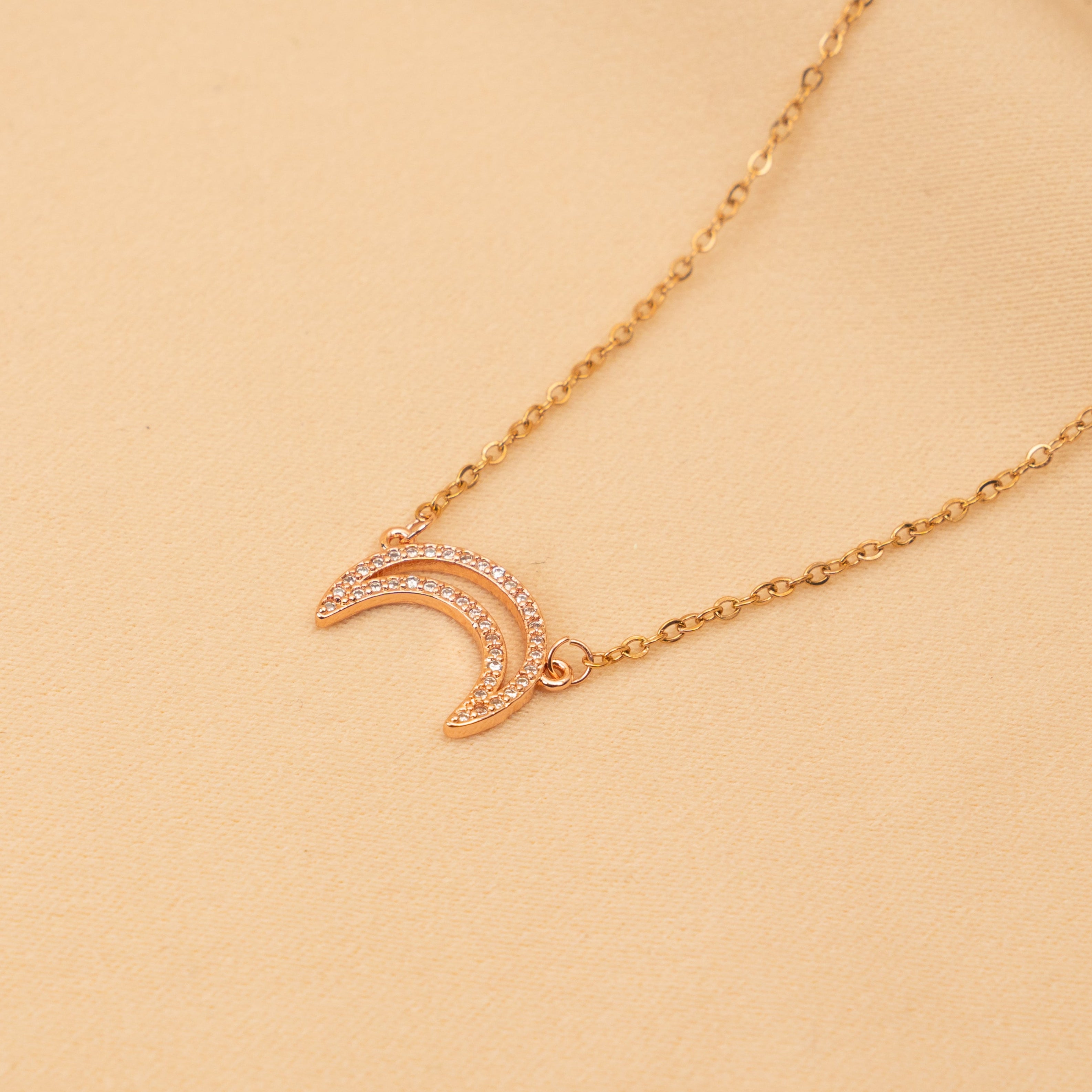 The Moonbeam Necklace