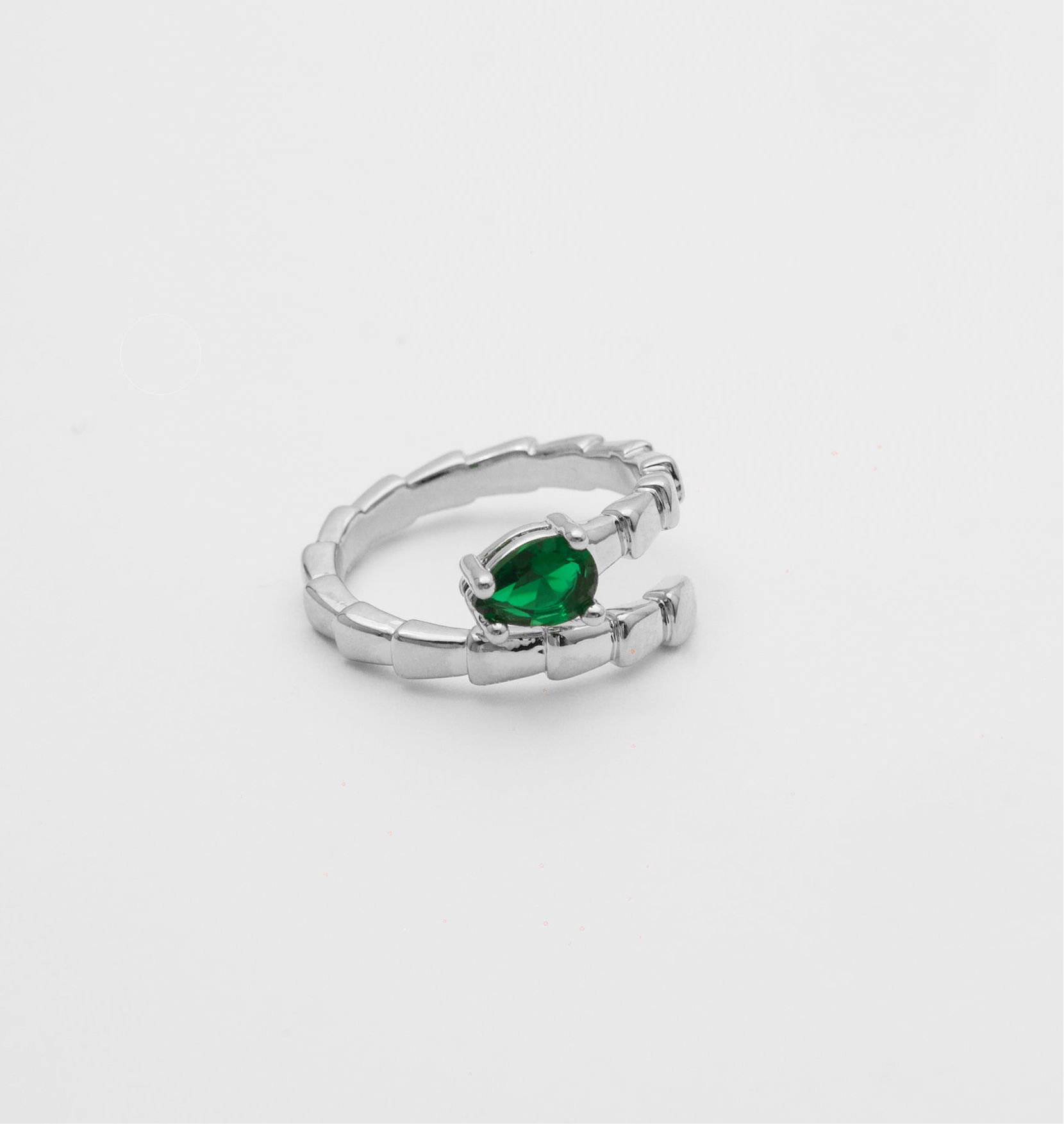 Emerald Snake Ring
