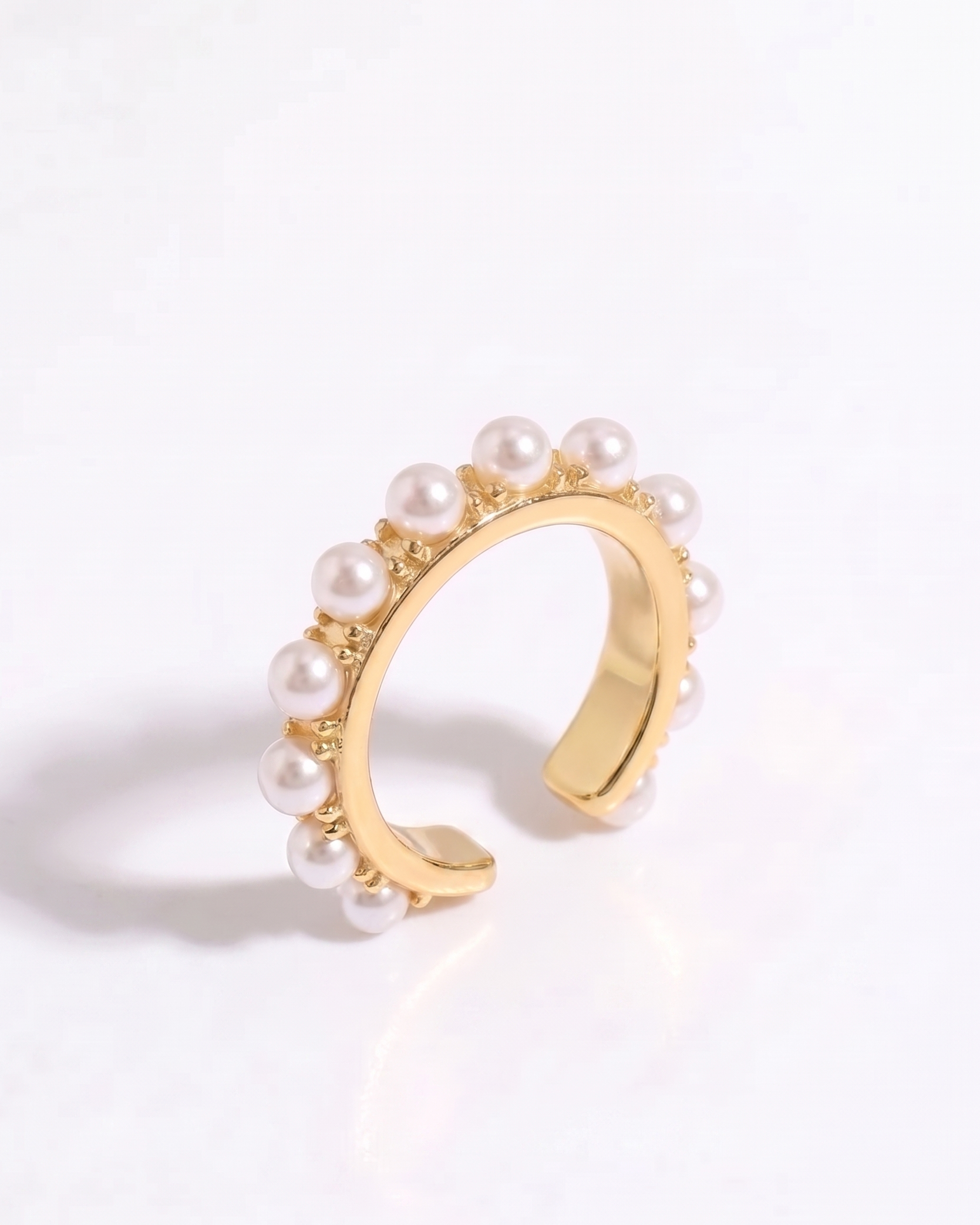 Lunelle Pearl Ear Cuff