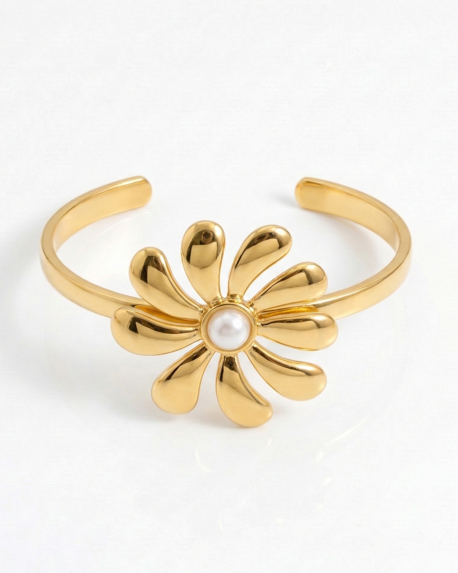 Bloom Pearl Cuff