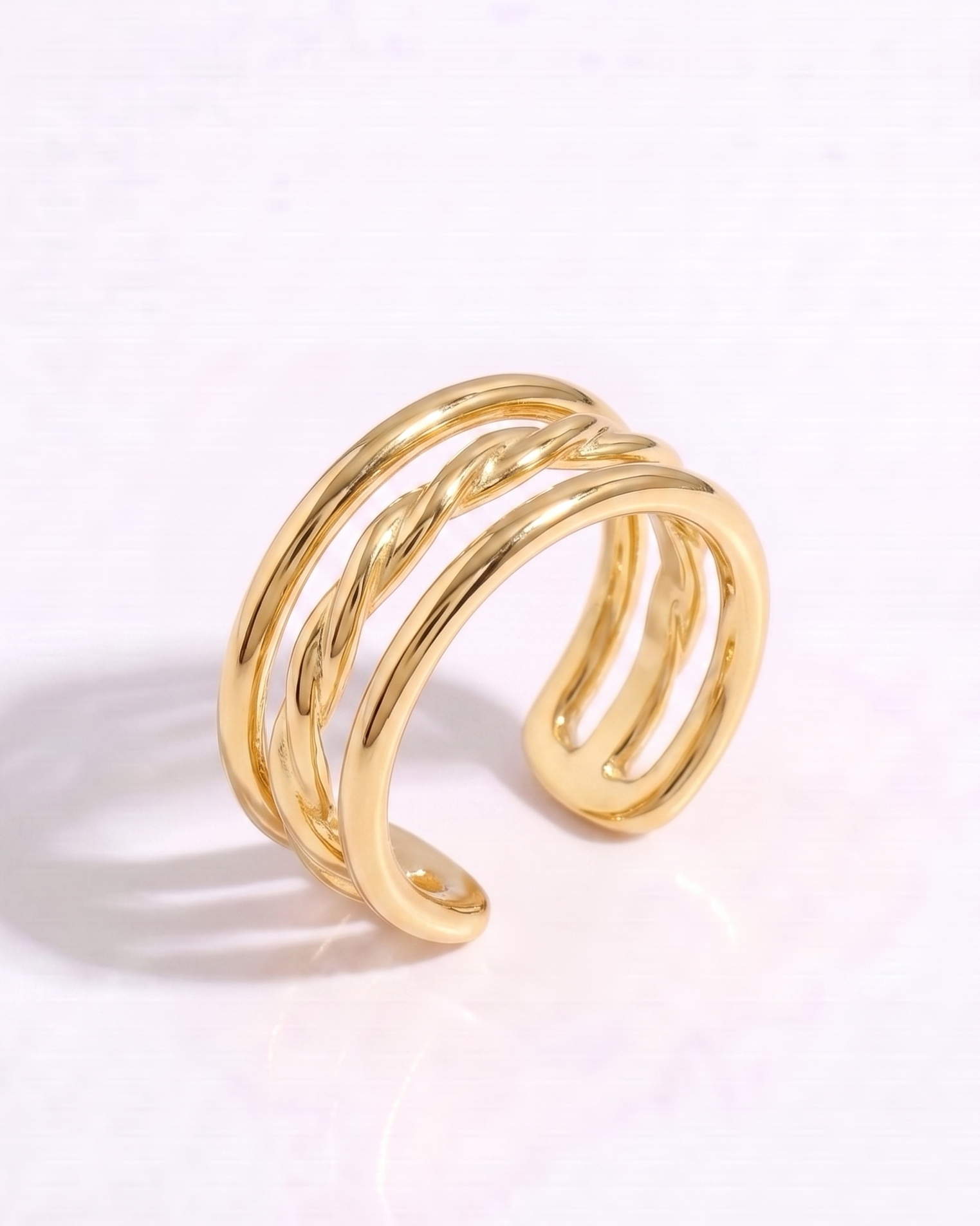 Aveline Wave Ear Cuff
