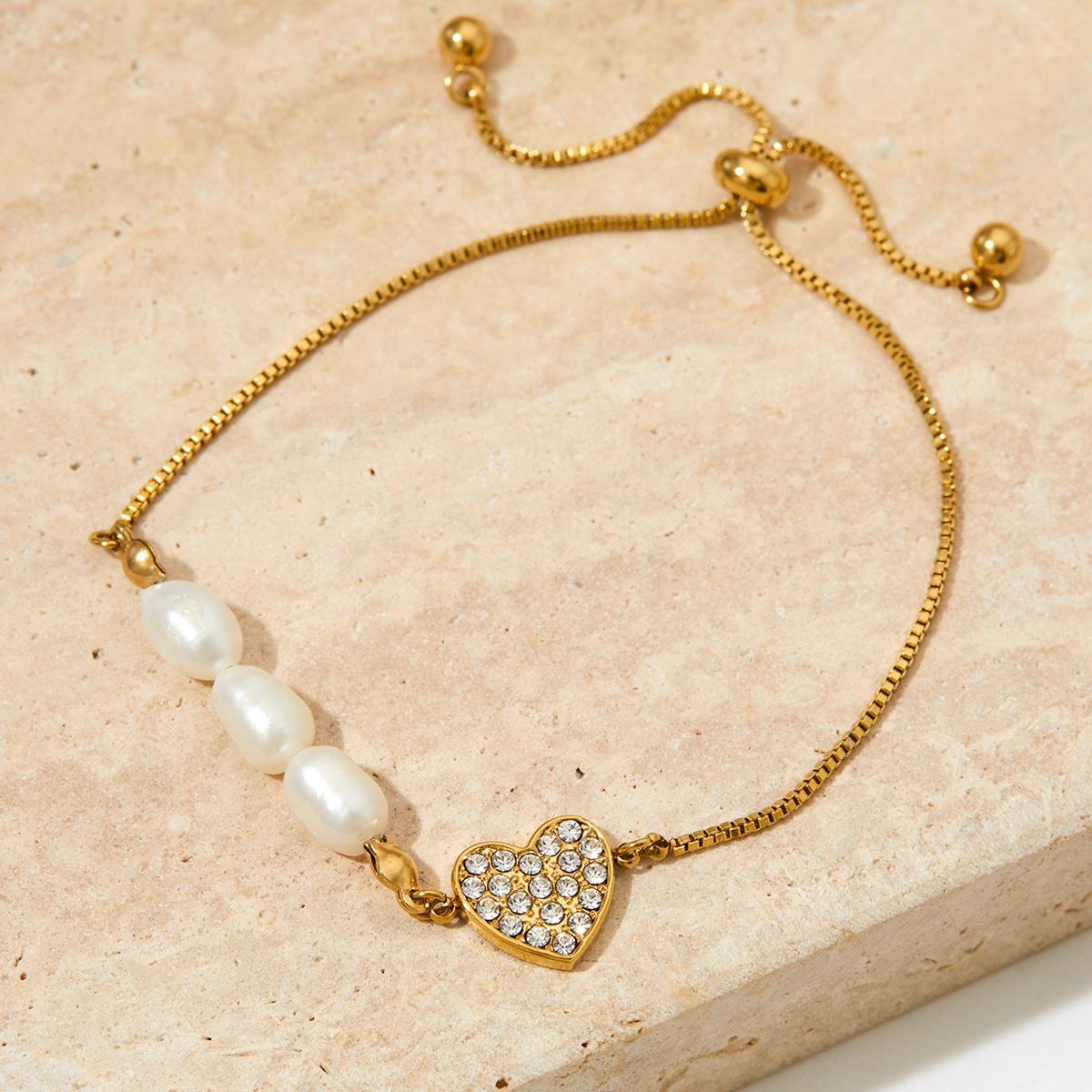 The Pearl Heart Bracelet