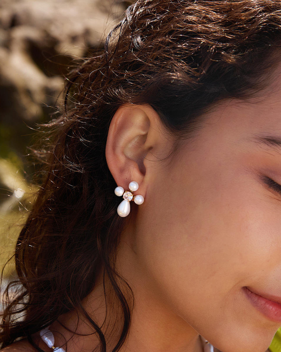 Mila Pearl Earrings