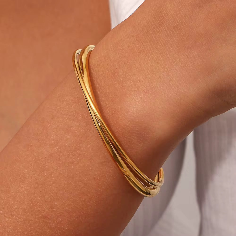 Dual Toned Curve Bangle