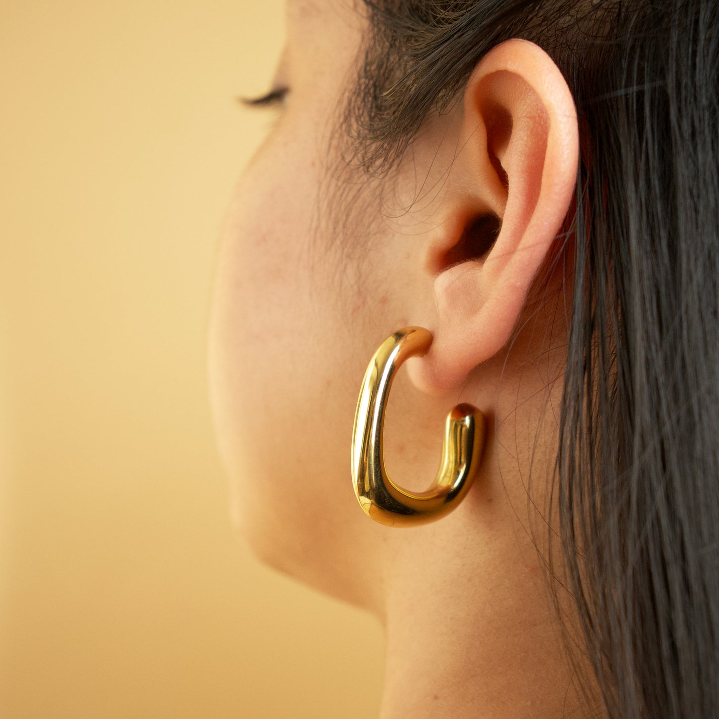 Bold Curve Hoop Earrings