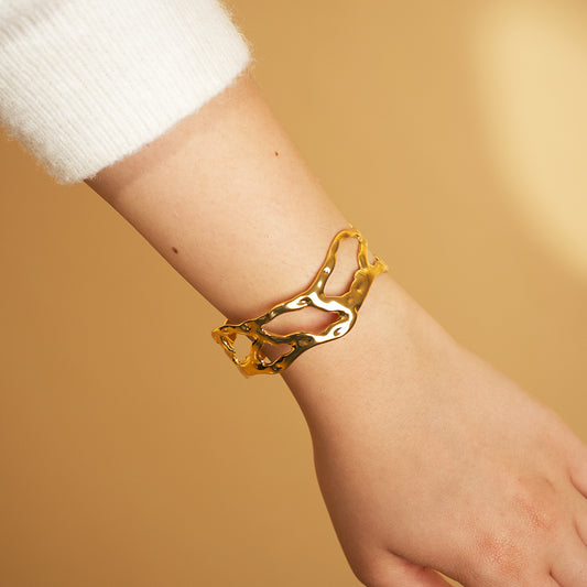 Sinuous Curve Layered Bangle