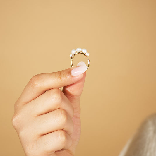 Pearly Glam Thin Ring