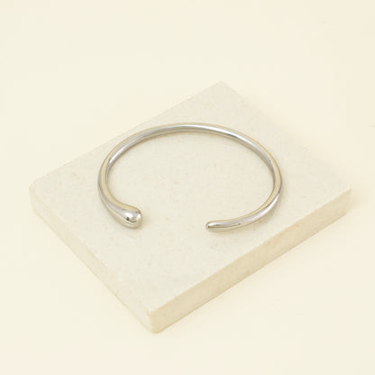 Sleek Plain Curve Bangle