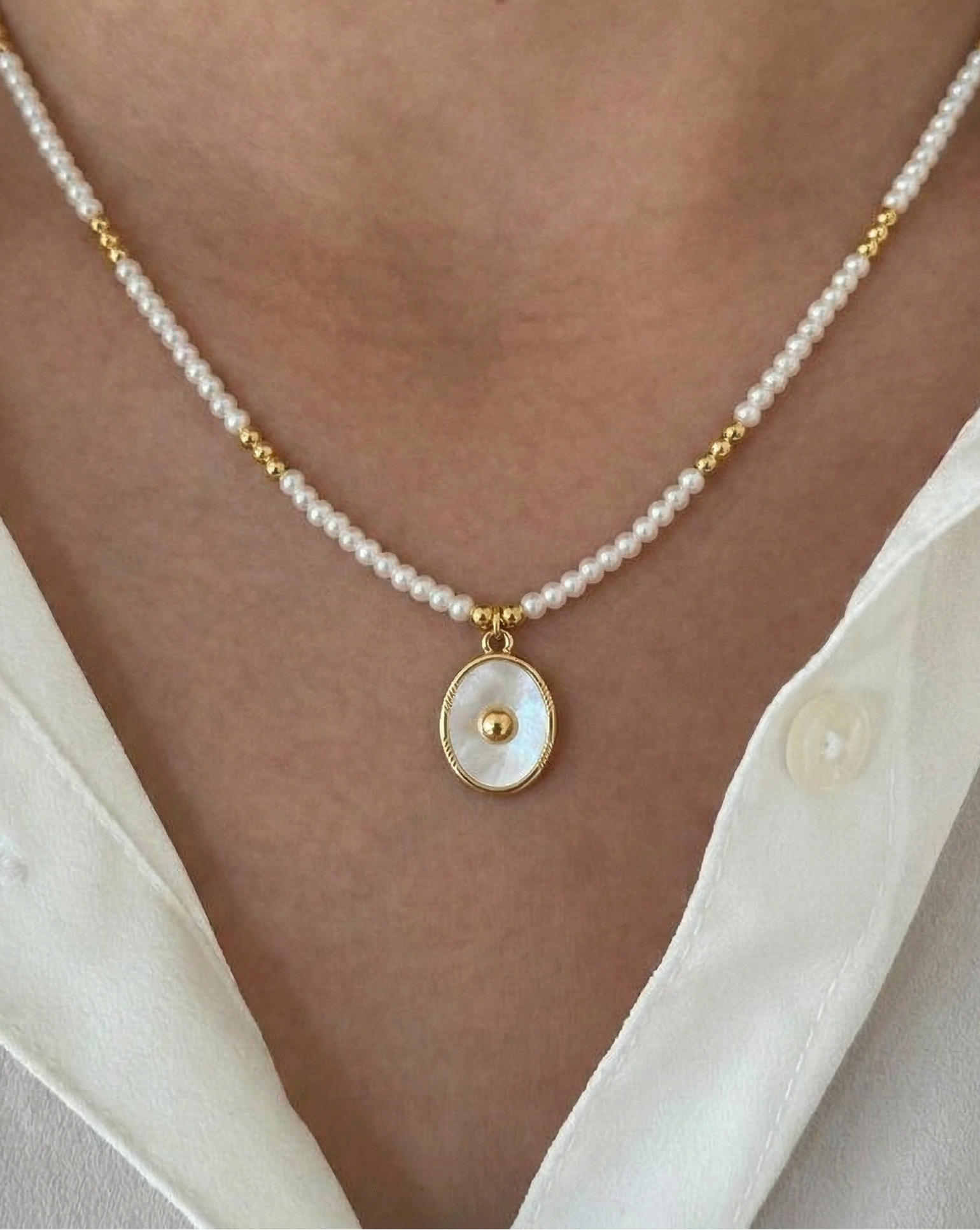 Luna Pearl Necklace