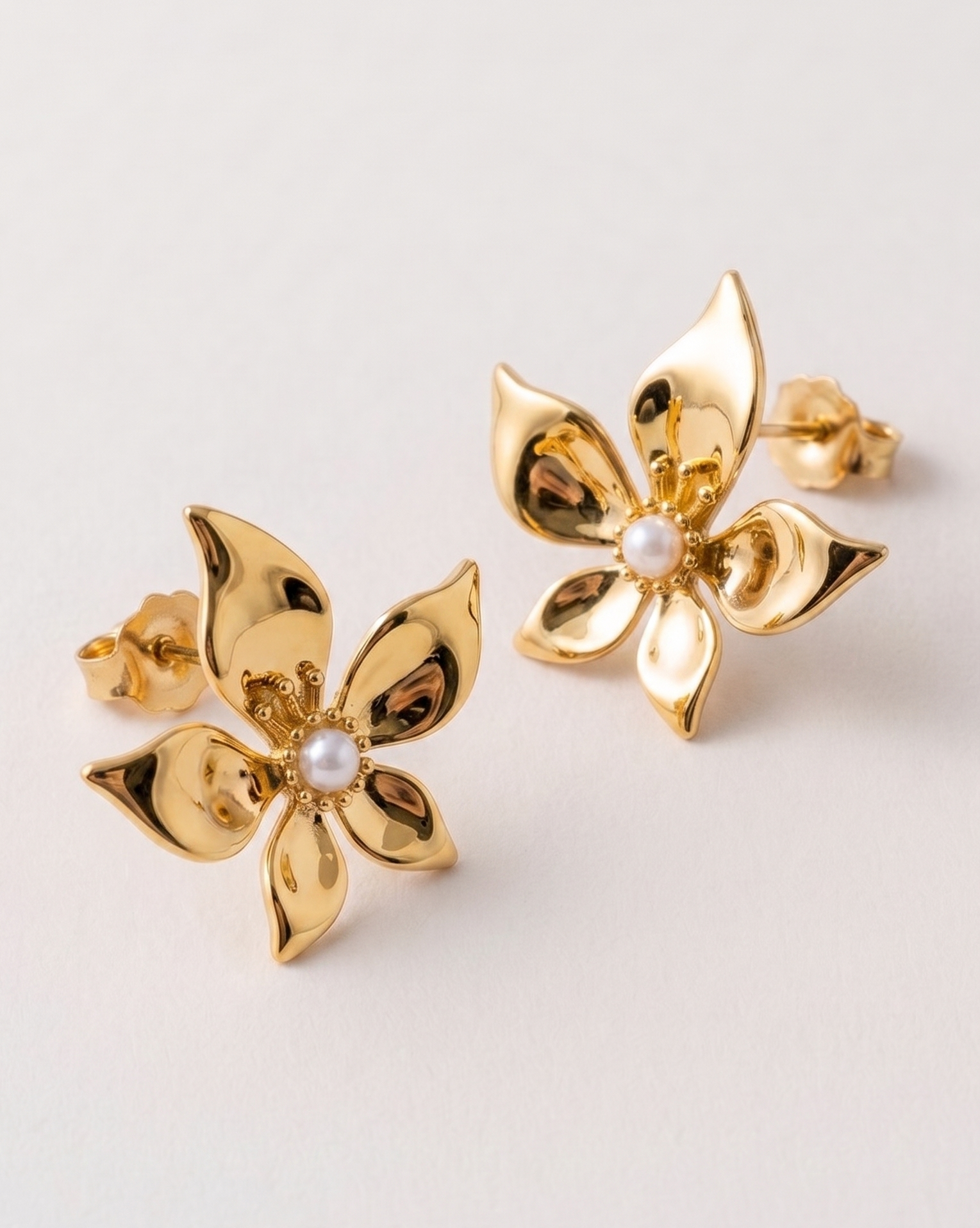 Petal Pearl Big Studs
