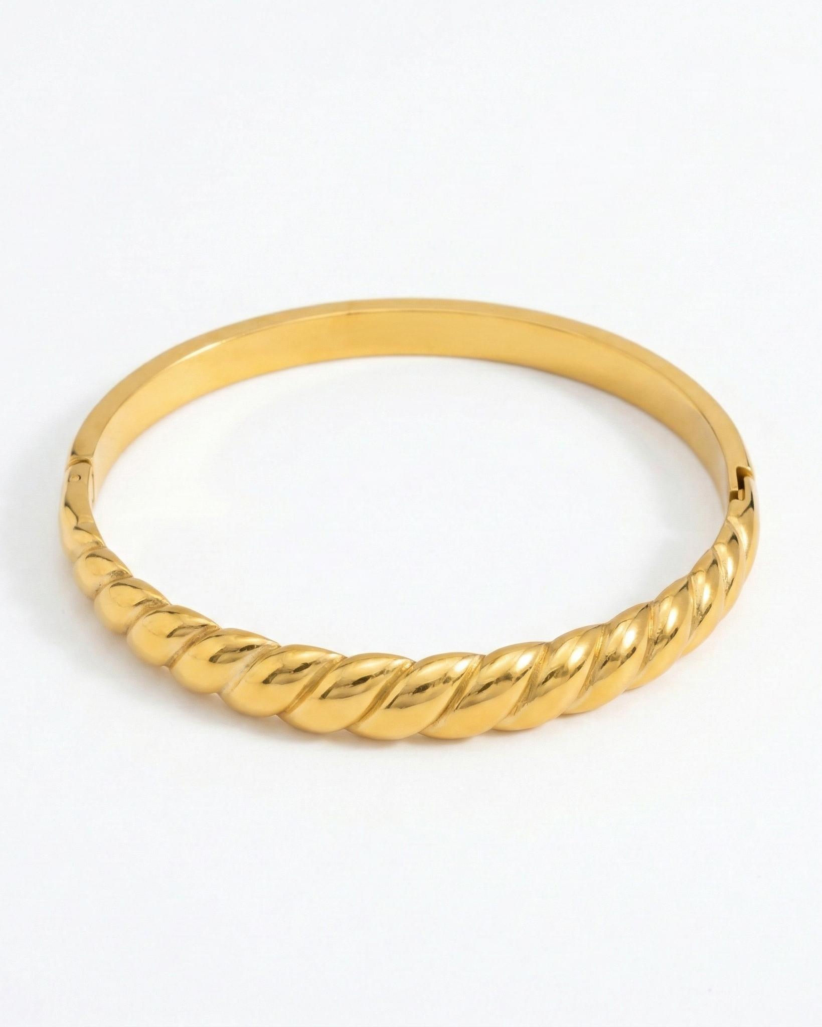 Aurelia Twist Bangle
