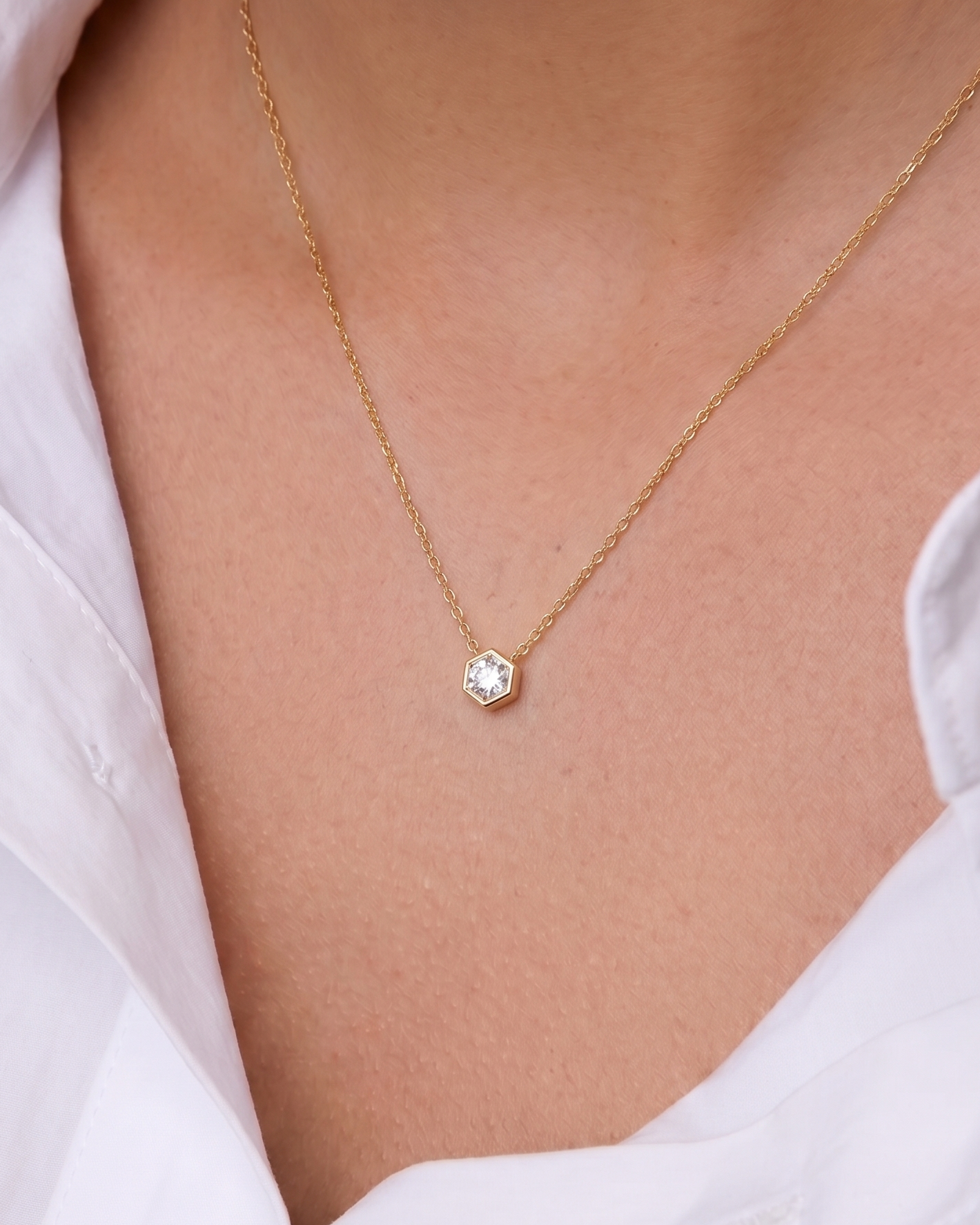 Hexa Lumi Necklace