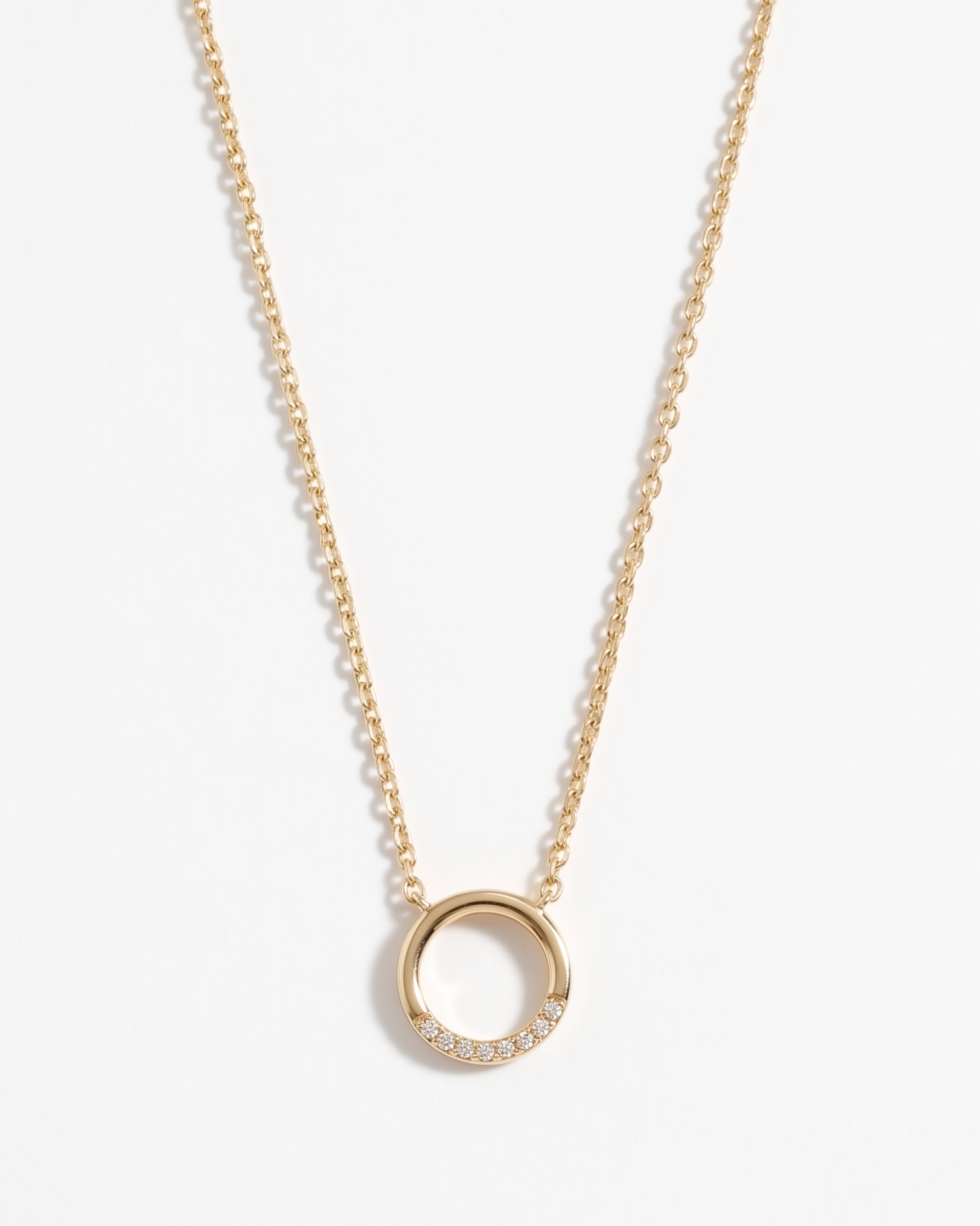 Pavé Circle Pendant