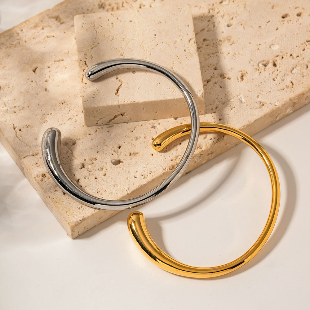 Sleek Plain Curve Bangle | Tilassa | Stackable Bangles For Women