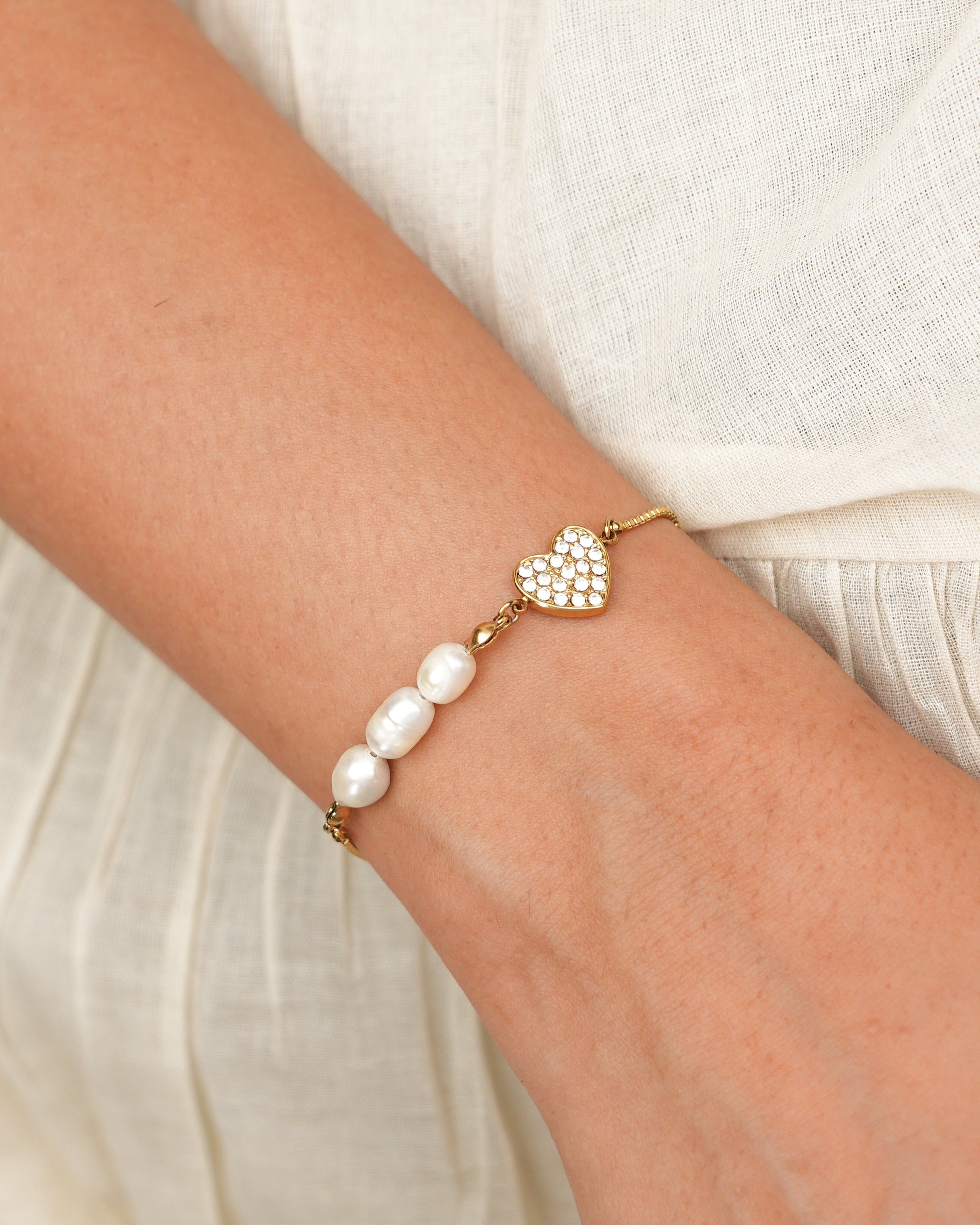 The Pearl Heart Bracelet