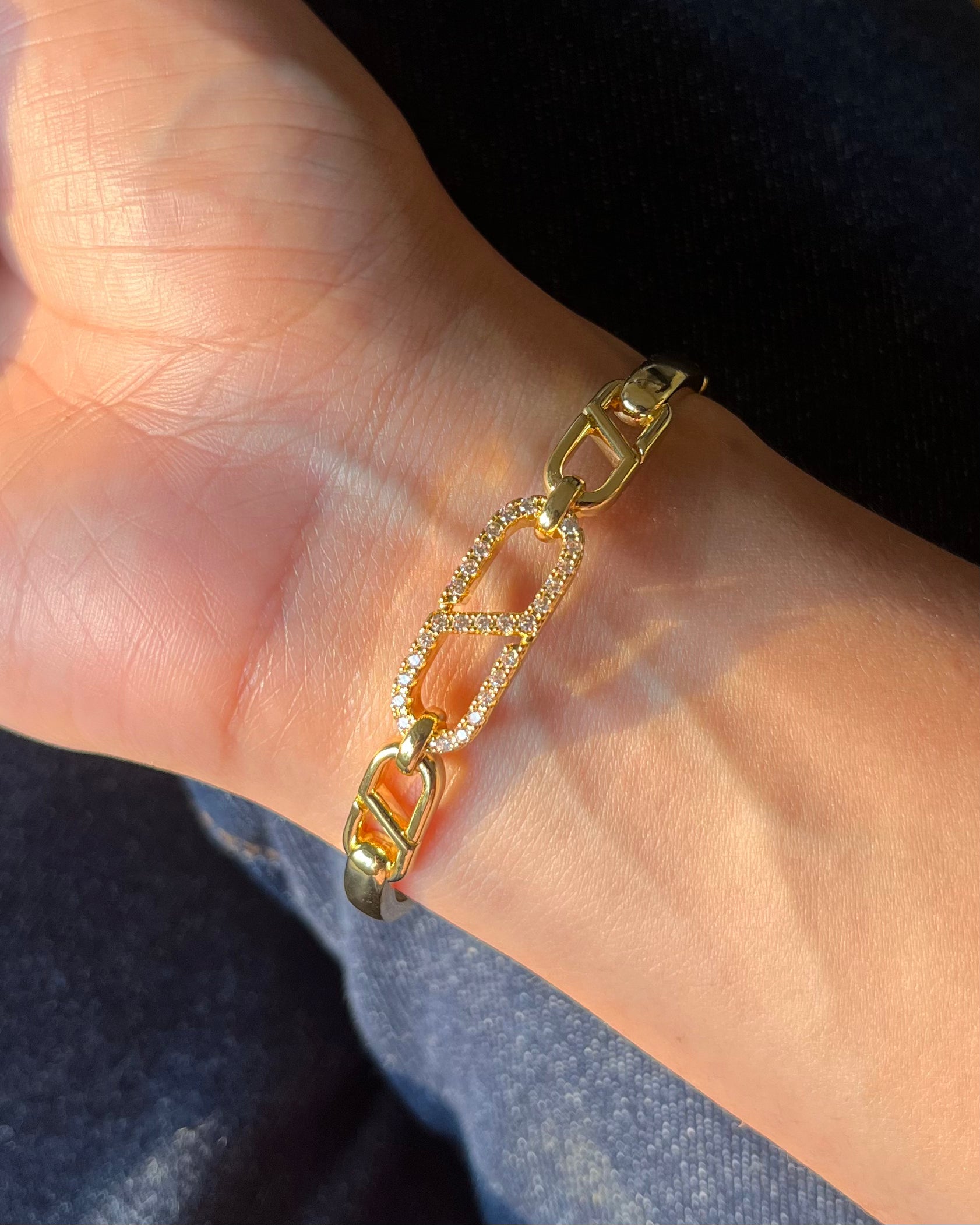 Halo Link Bangle