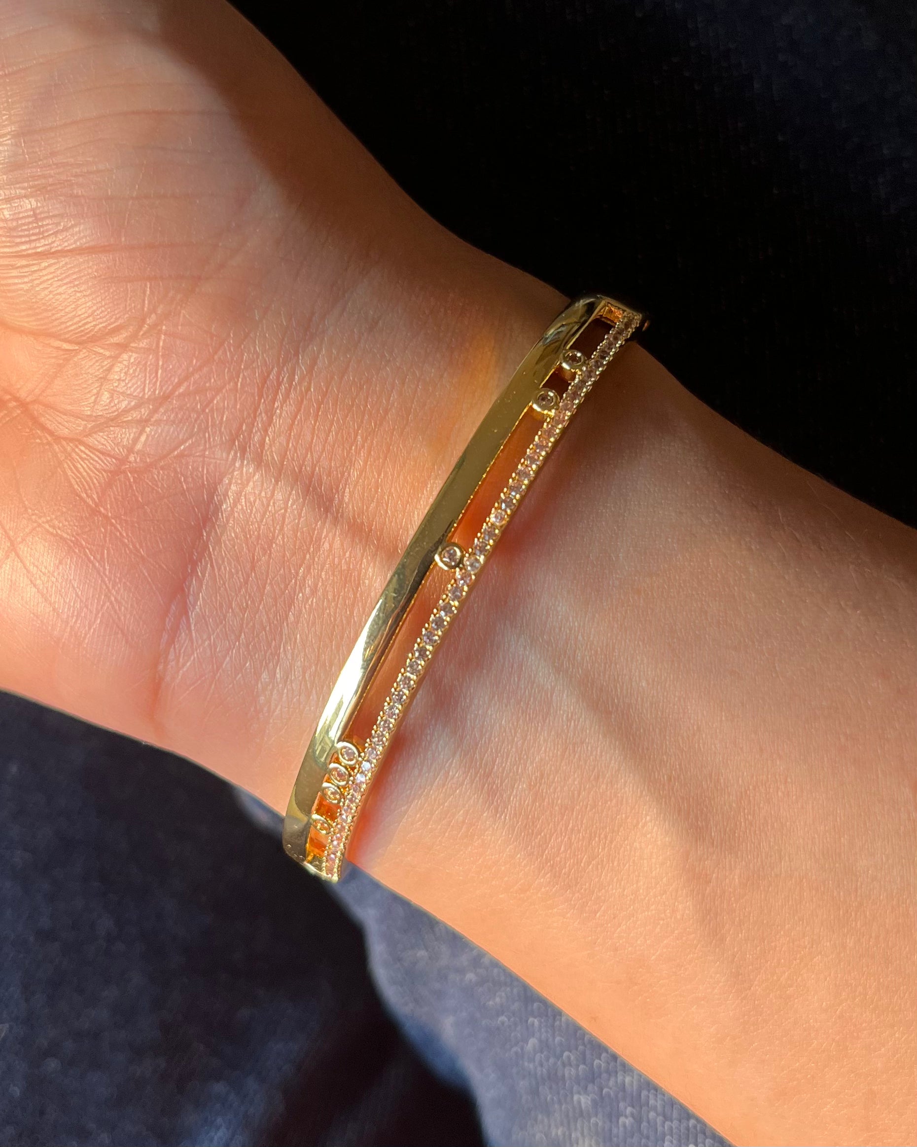 Eterna Bar Bangle