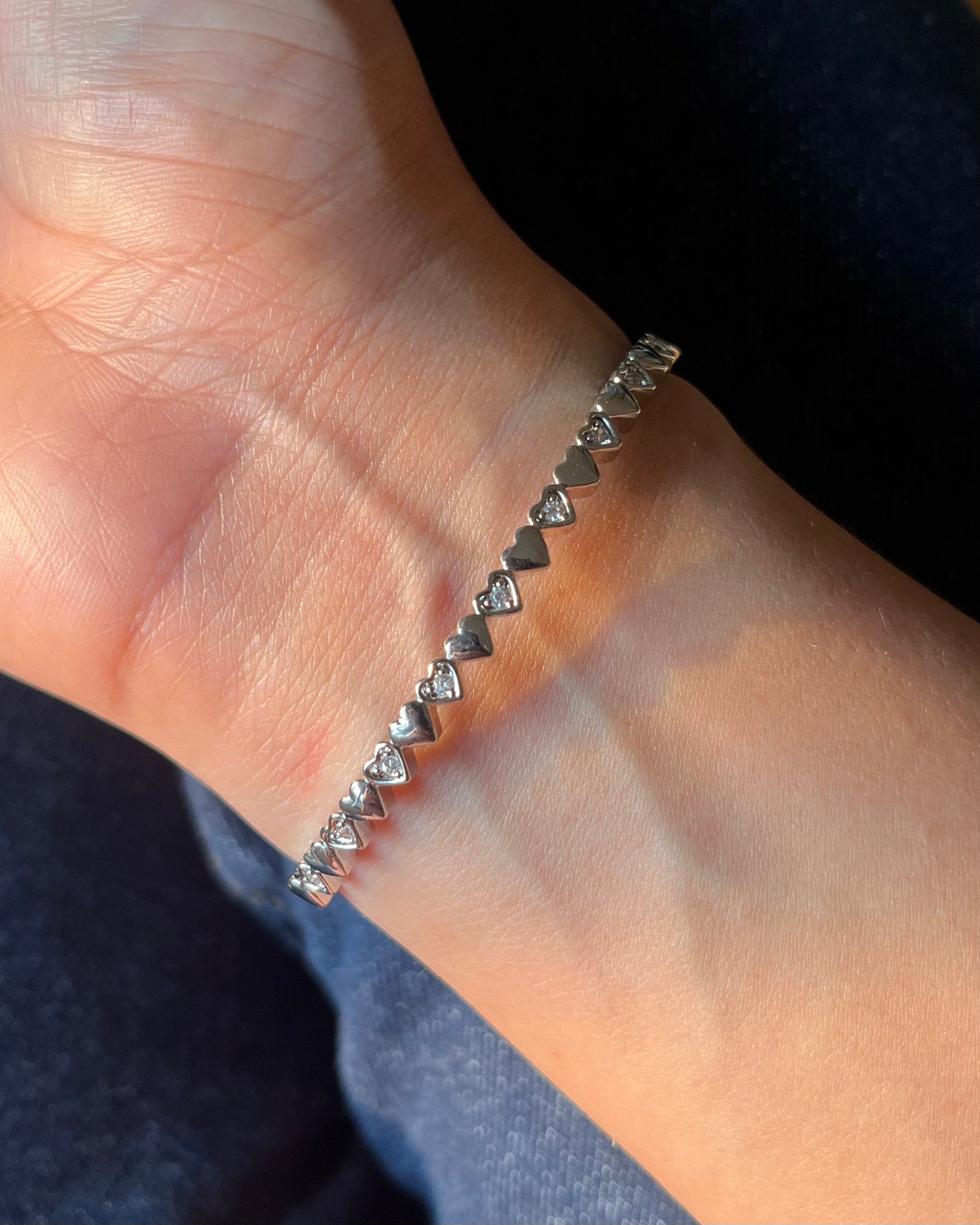 Eterna Heart Line Bracelet