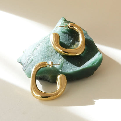 Bold Curve Hoop Earrings