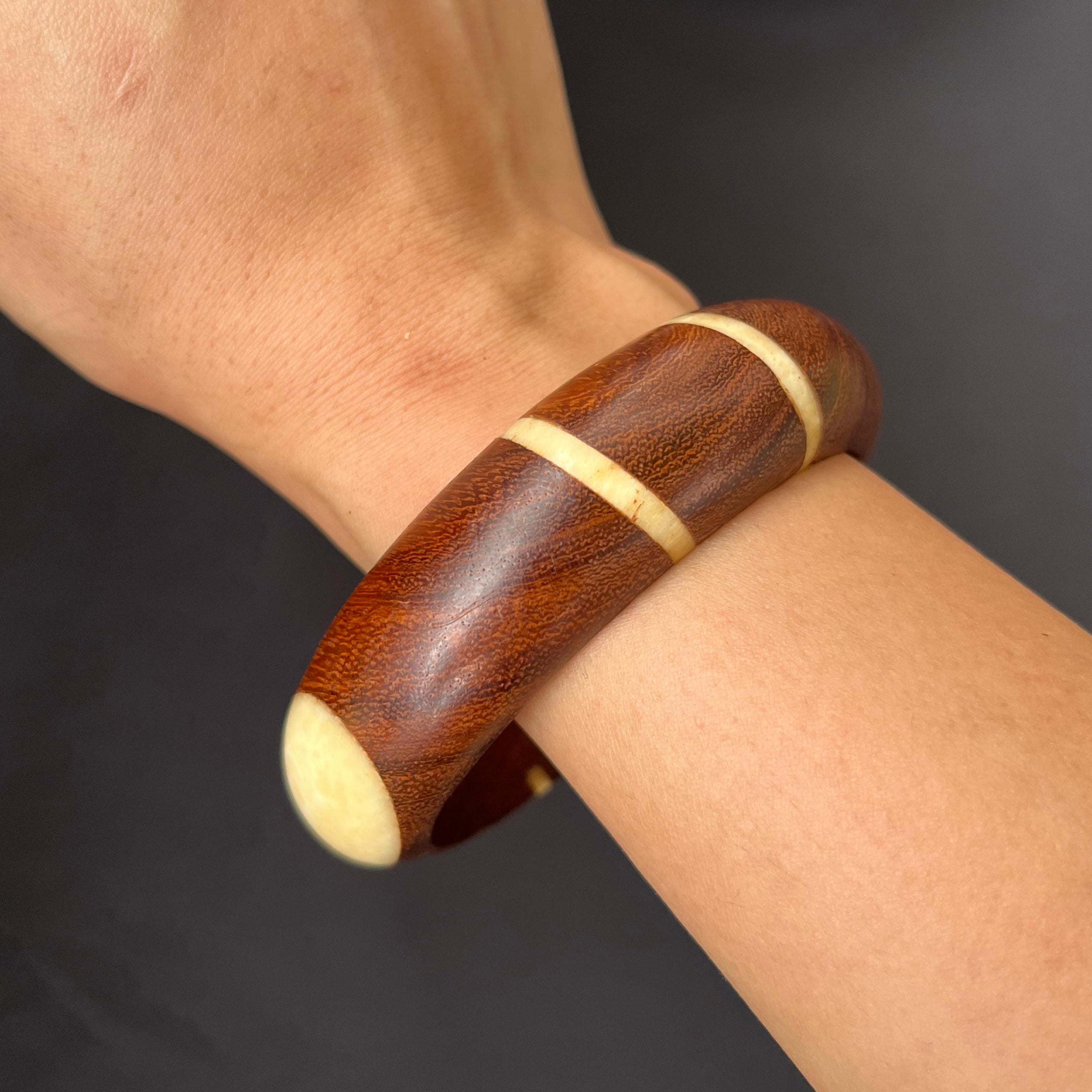 The Amara Bangle