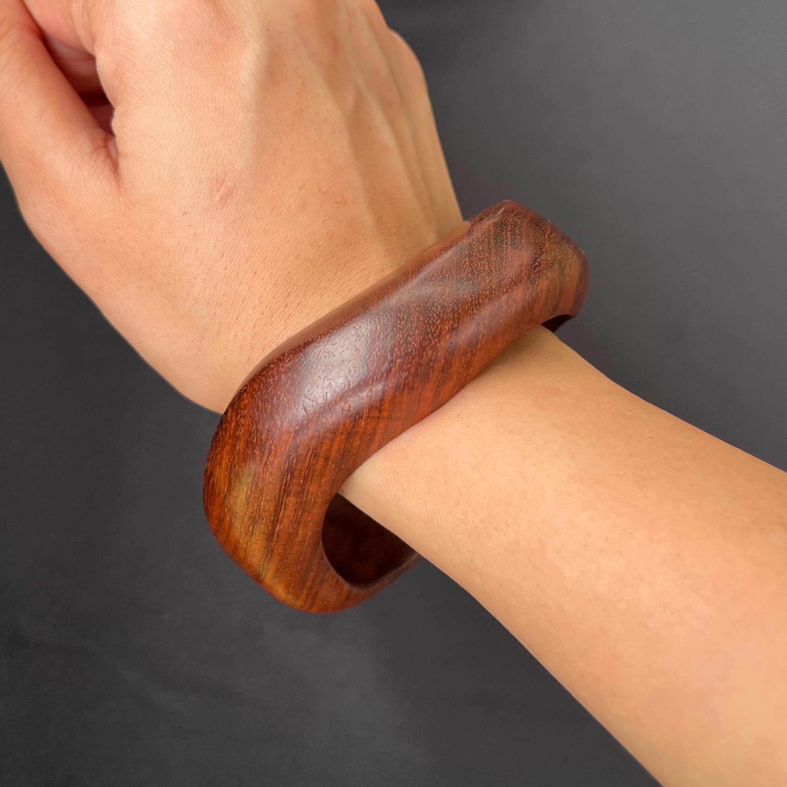 The Rosa Bangle
